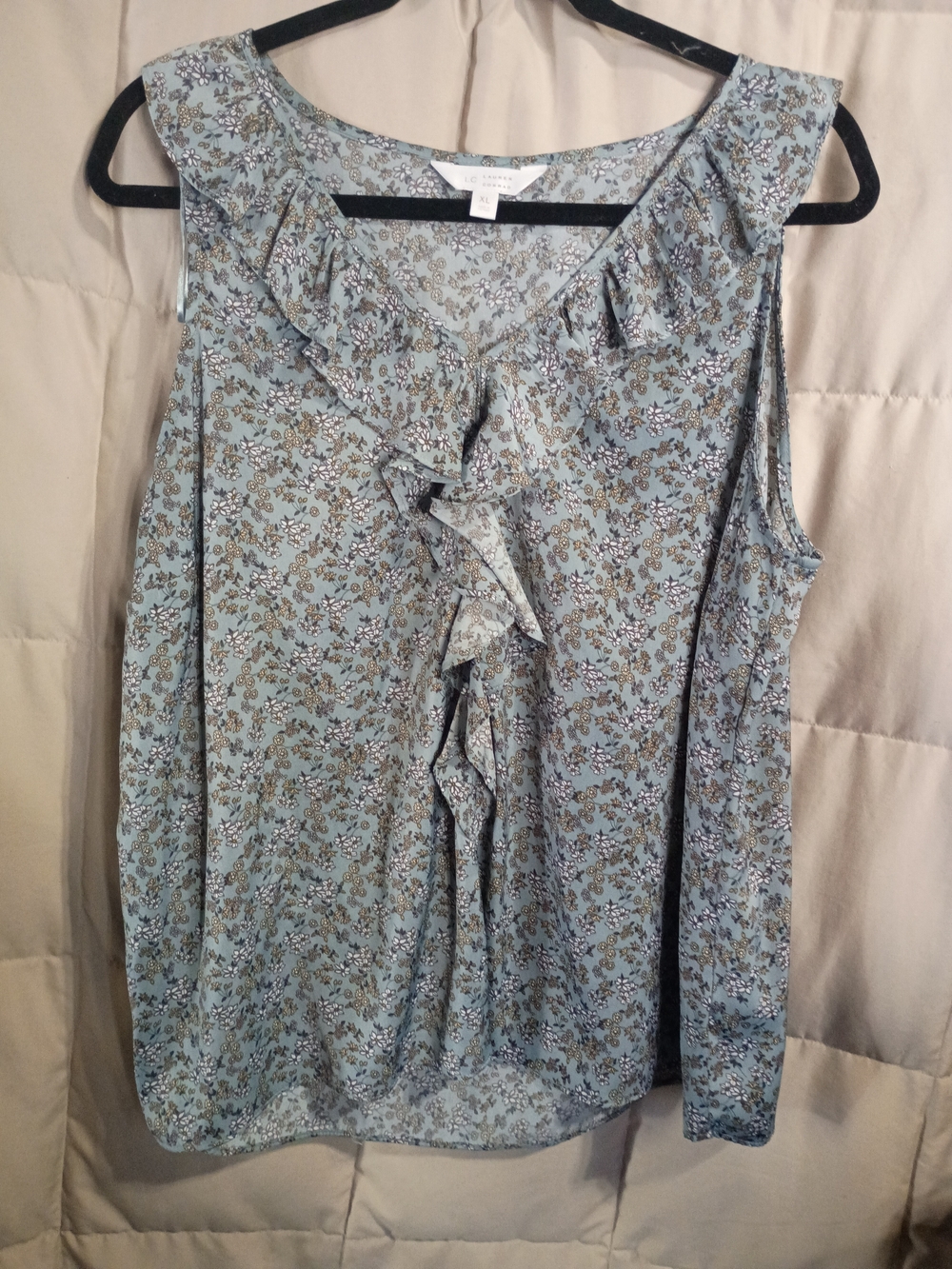 LC Lauren Conrad Pale Blue Floral Ruffle Sleeveless Blouse